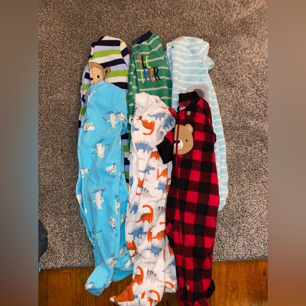 0-3 month fleece sleepers